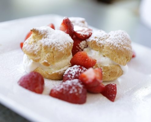 cream puffs