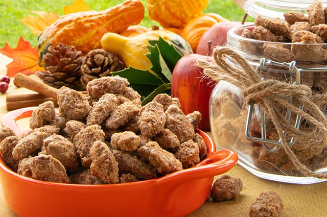 Cinnamon Sugared Almonds - The Chef's Kitchen | Ingles | Catering