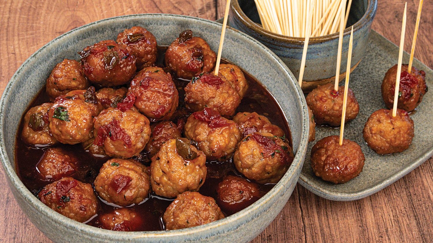 Sweet and Sour Meatballs - The Chef's Kitchen | Ingles | Catering
